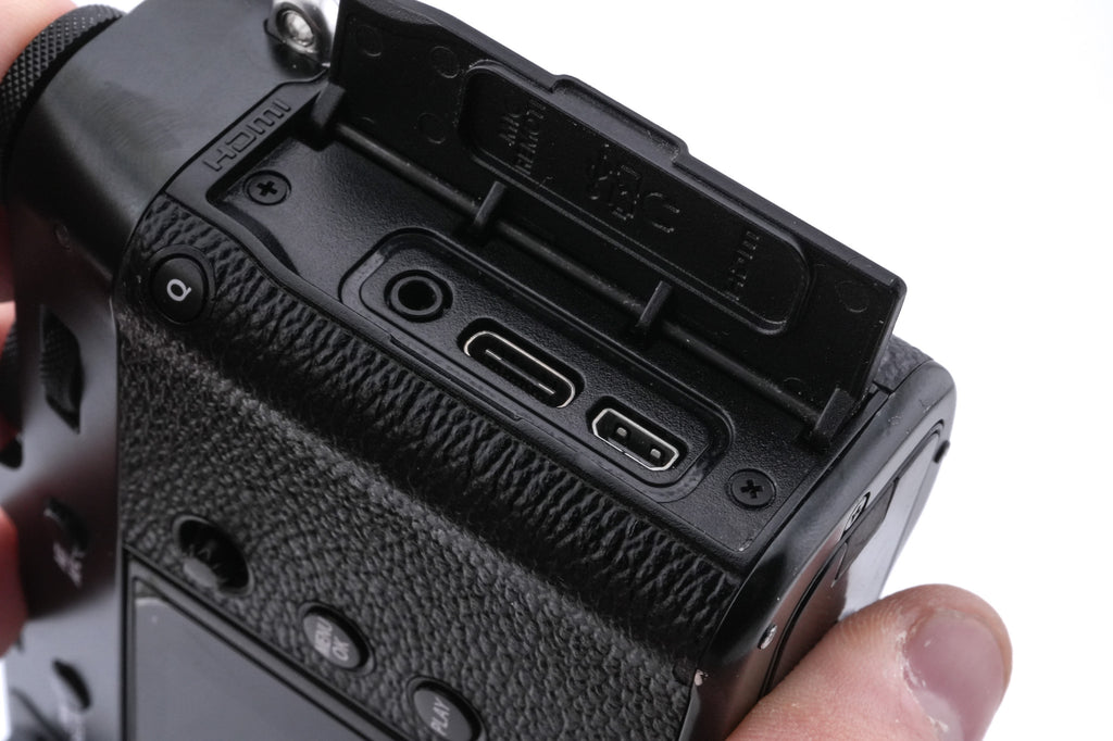 Fujifilm X100V