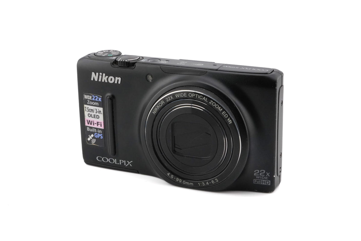 Nikon Coolpix S9500