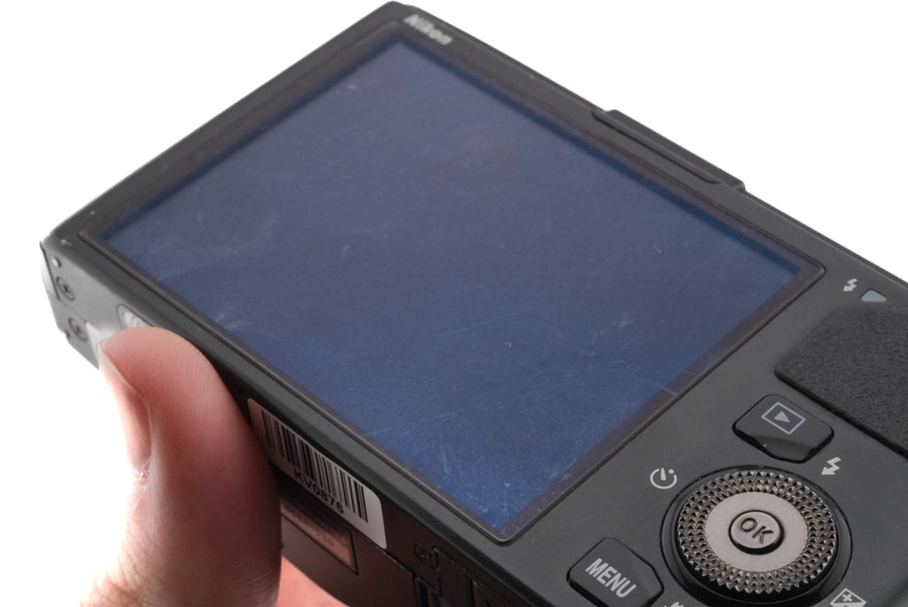 Nikon Coolpix S9500