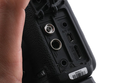 Canon EOS 5D Mark II + BG-E6 Battery Grip