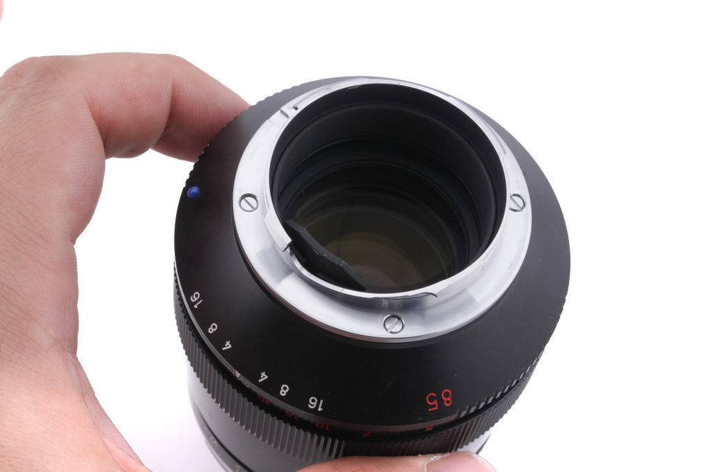 Carl Zeiss 85mm f2 Sonnar T* ZM