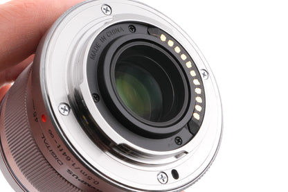 Olympus 45mm f1.8 M.Zuiko Digital MSC