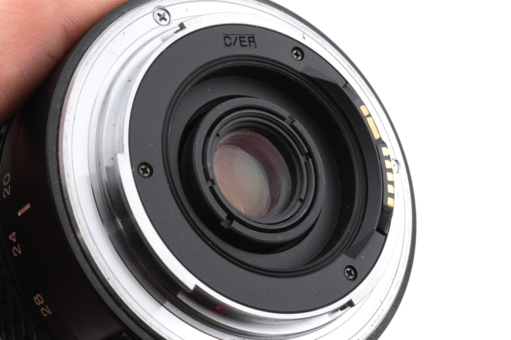 Tokina 20-35mm f3.5-4.5 AF