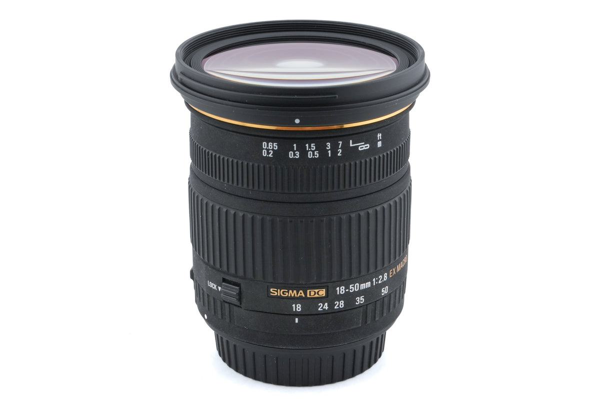Sigma 18-50mm f2.8 EX DC Macro