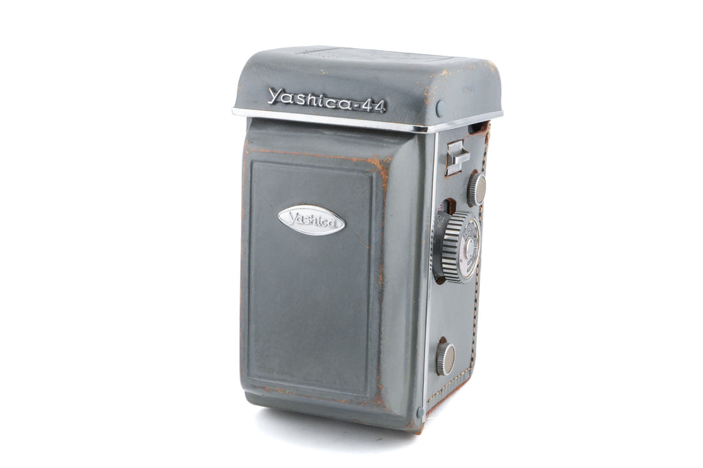 Yashica 44