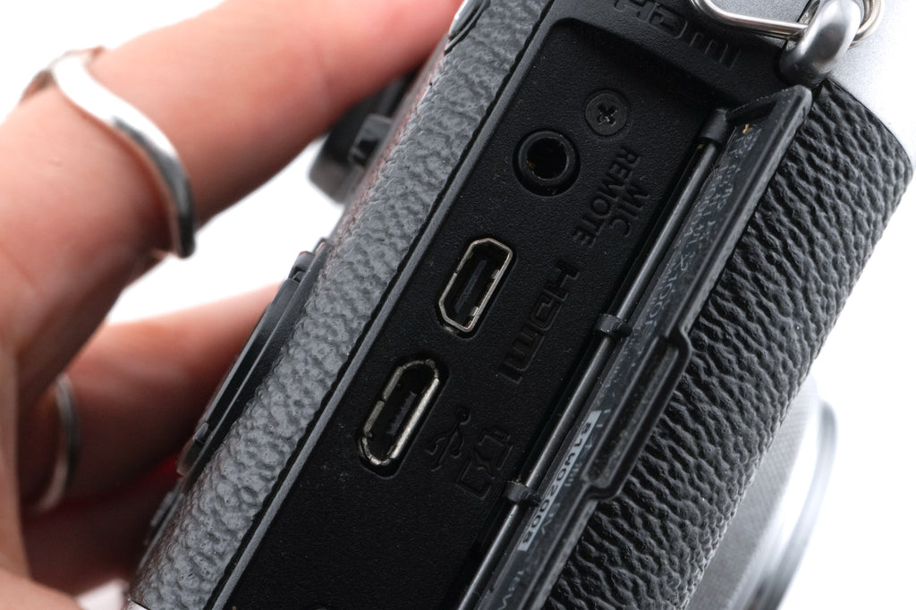 Fujifilm X100F