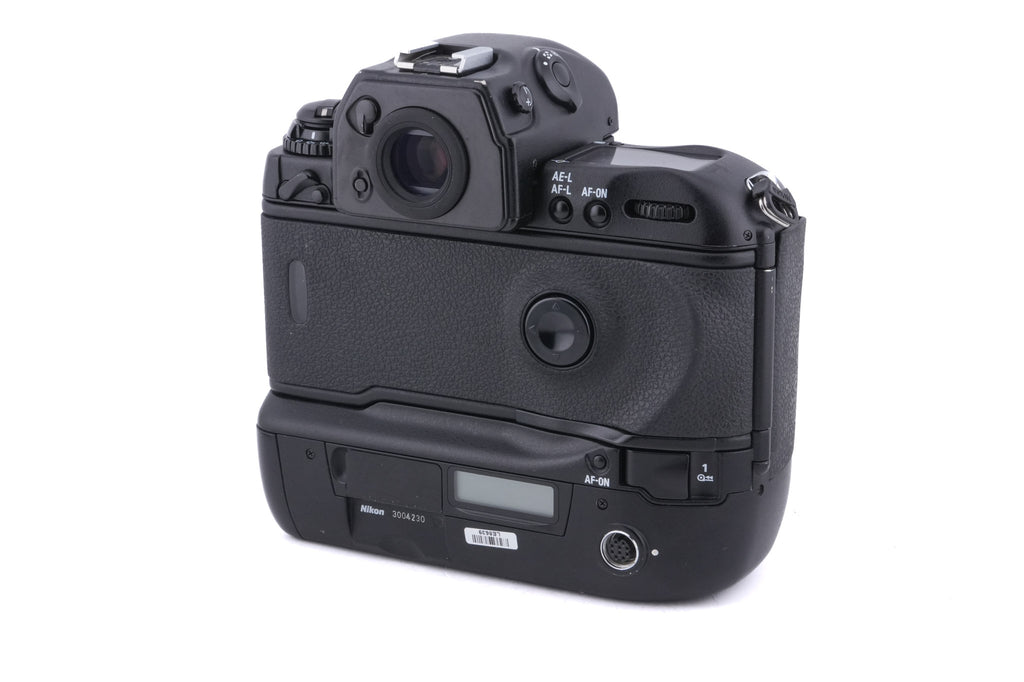 Nikon F5