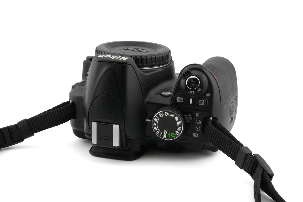 Nikon D3100