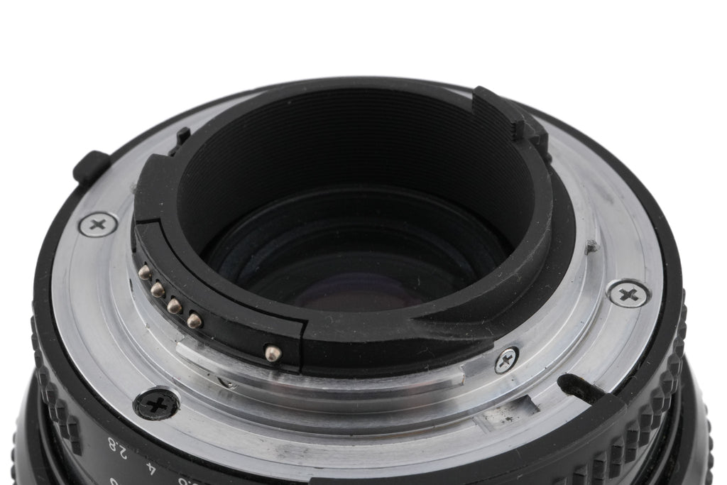 Nikon 35-70mm f2.8 AF Nikkor D