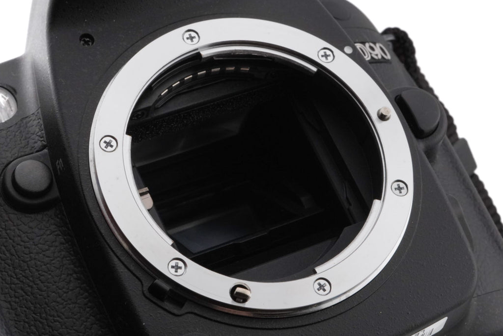 Nikon D90