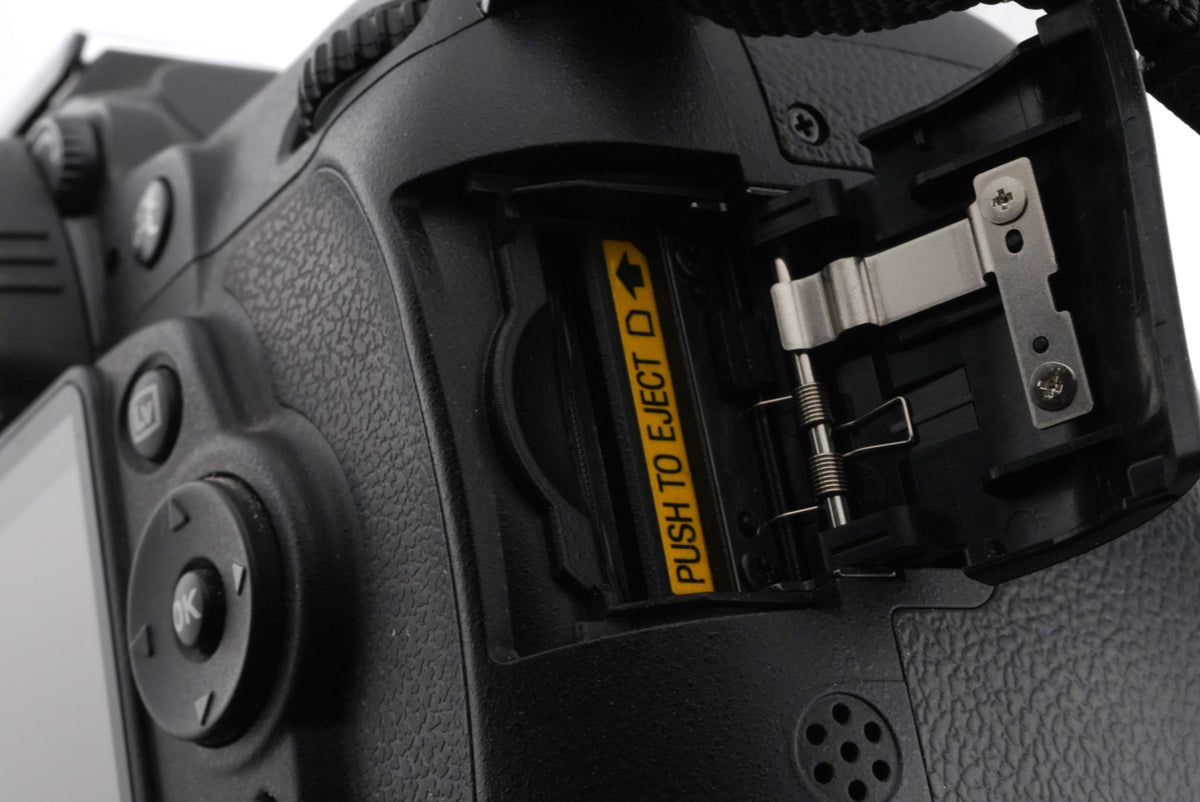 Nikon D90