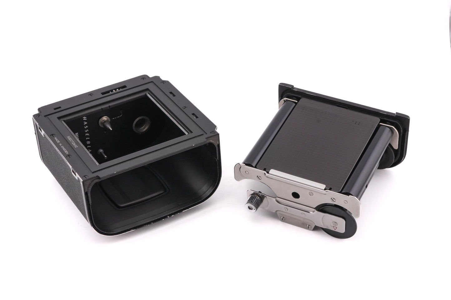 Hasselblad 501C + Waist Level Finder (New / Black, 42323) + A12N Film Magazine + Acute Matte Focusing Screen (42165)