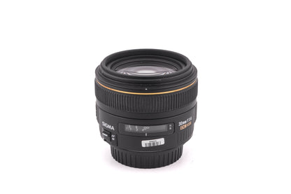 Sigma 30mm f1.4 EX DC HSM