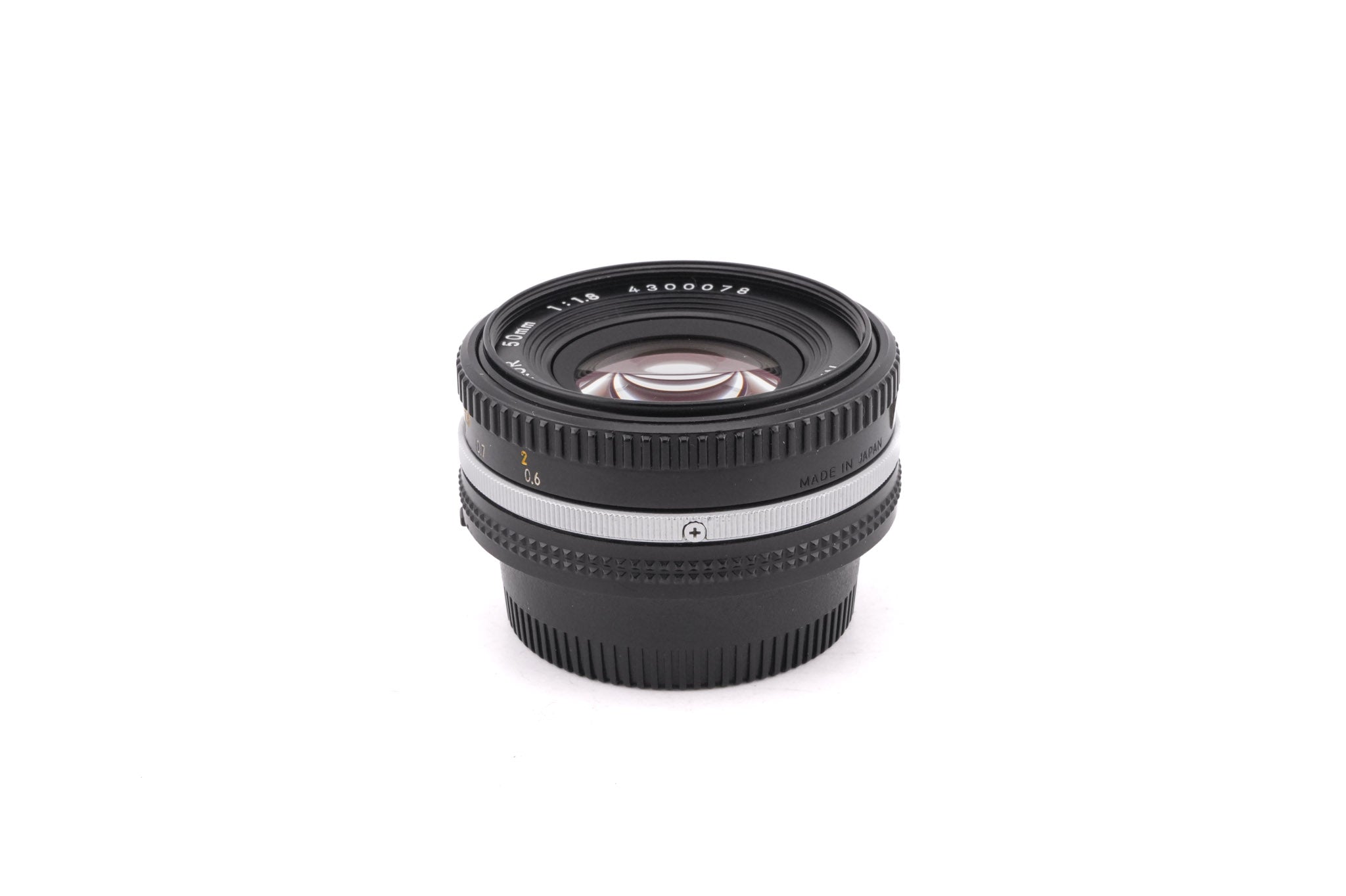 Nikon 50mm f1.8 Nikkor AI-S (0.6m)