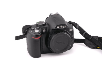 Nikon D3000