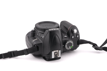 Nikon D3000