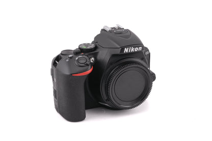 Nikon D5600