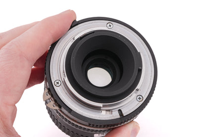 Nikon 35-70mm f3.3-4.5 Zoom-Nikkor AI-S