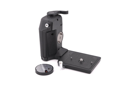 Mamiya 645E + 80mm f2.8 Sekor C + GN401 Rapid Wind Grip + 120 Roll Film Insert (HA401)