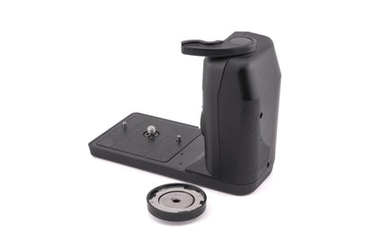 Mamiya 645E + 80mm f2.8 Sekor C + GN401 Rapid Wind Grip + 120 Roll Film Insert (HA401)