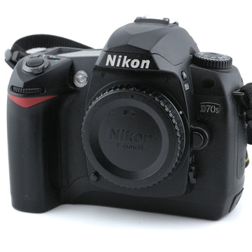 Nikon D70s