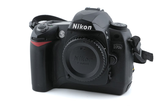 Nikon D70s