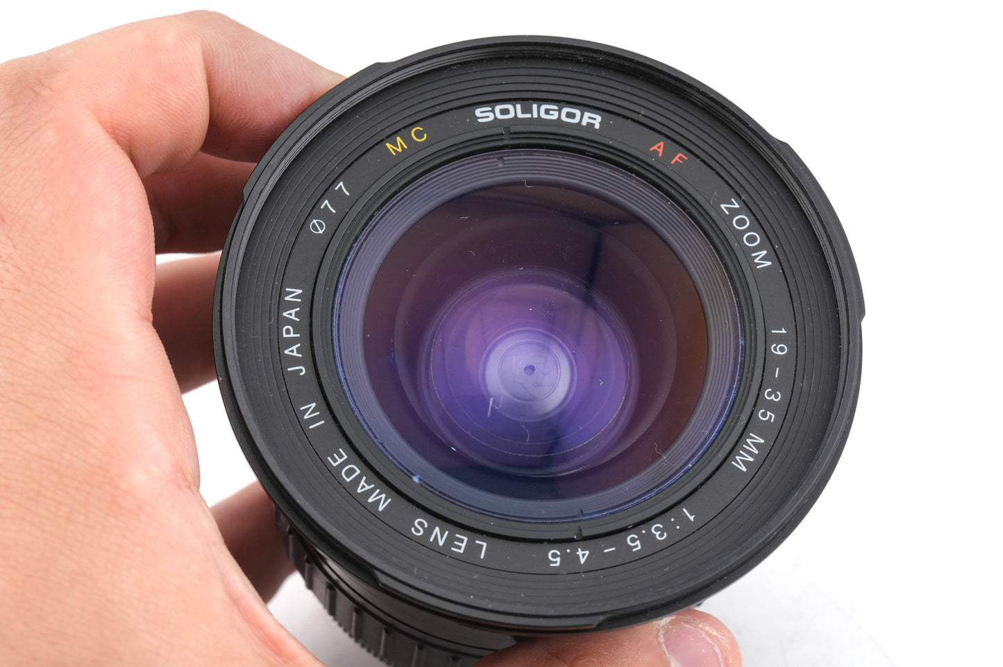 Soligor 19-35mm f3.5-4.5 AF Zoom MC