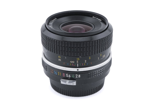 Nikon 35mm f2.8 Nikkor Pre-AI