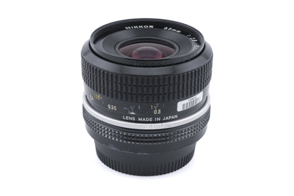 Nikon 35mm f2.8 Nikkor Pre-AI