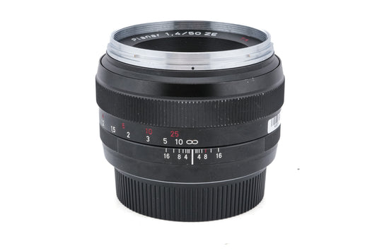 Carl Zeiss 50mm f1.4 Planar T* ZE