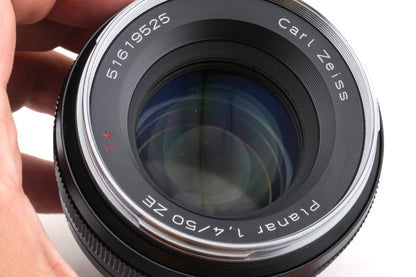 Carl Zeiss 50mm f1.4 Planar T* ZE