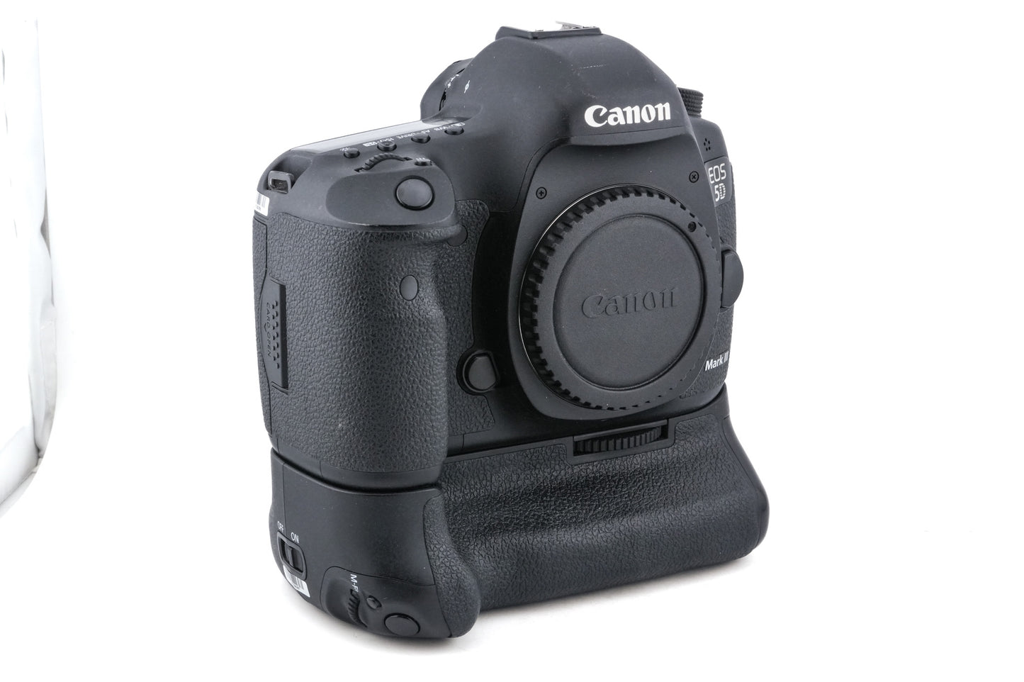 Canon EOS 5D Mark III + BG-E11 Battery Grip