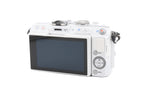 Olympus PEN E-PL6 + FL-LM1 Flash
