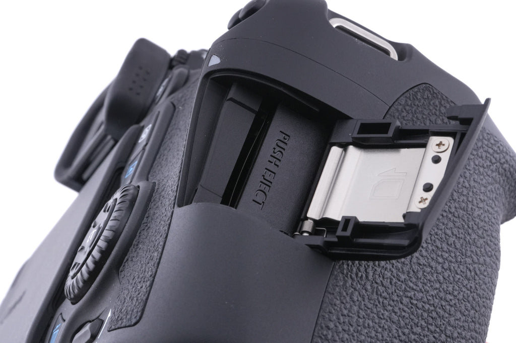 Canon EOS 70D (W)