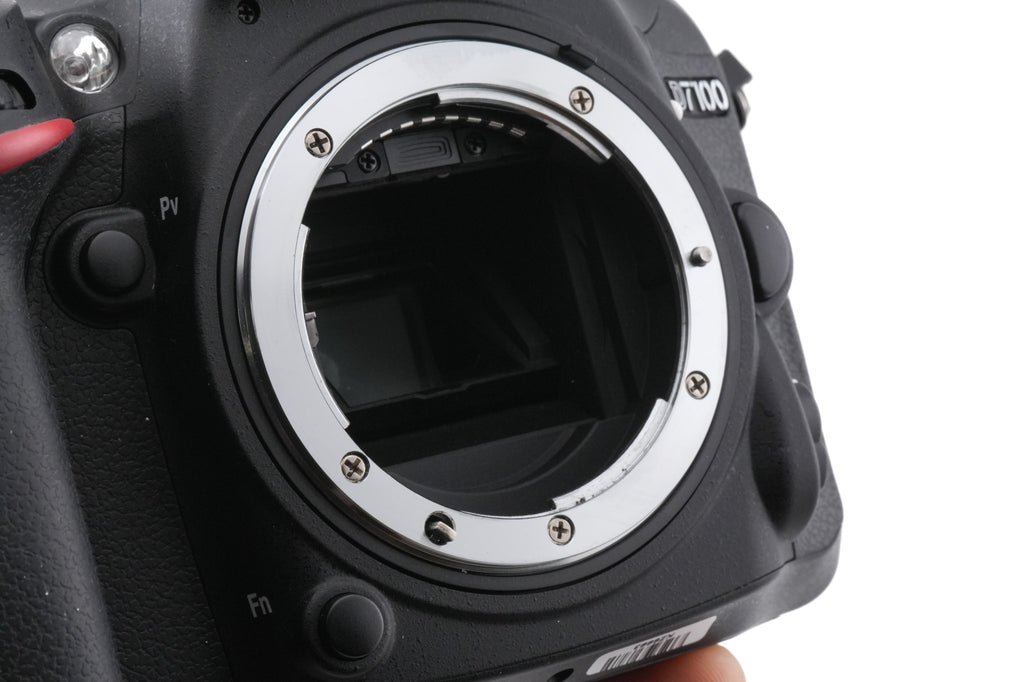 Nikon D7100