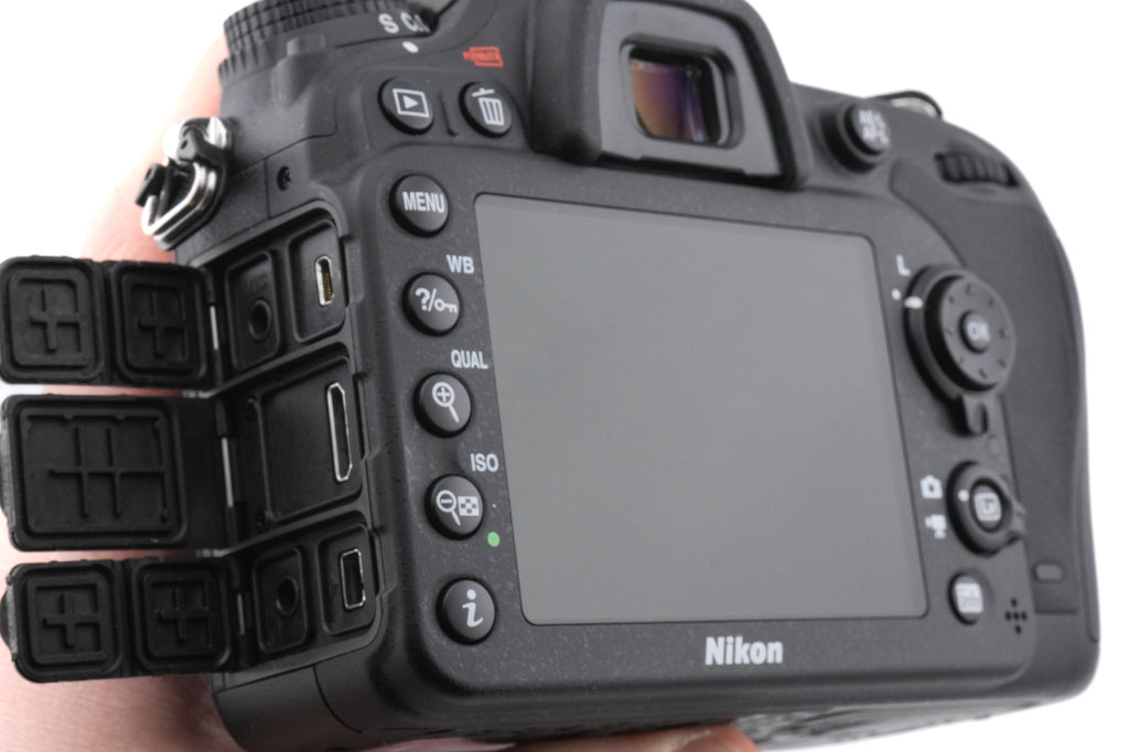 Nikon D7100