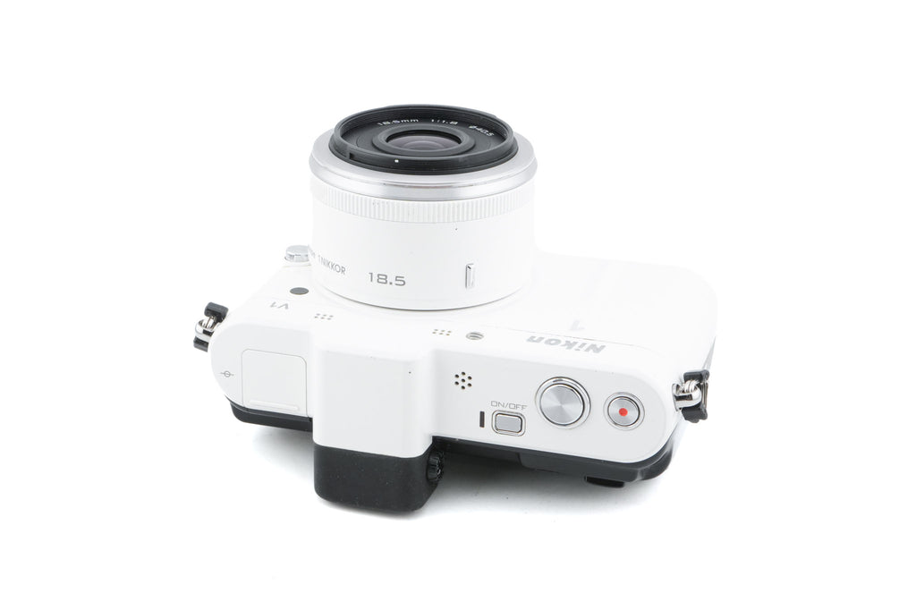 Nikon 1 V1 + 18.5mm f1.8 1 Nikkor