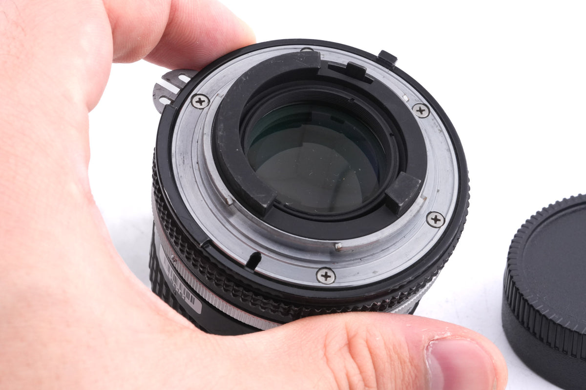 Nikon 85mm f2 Nikkor AI