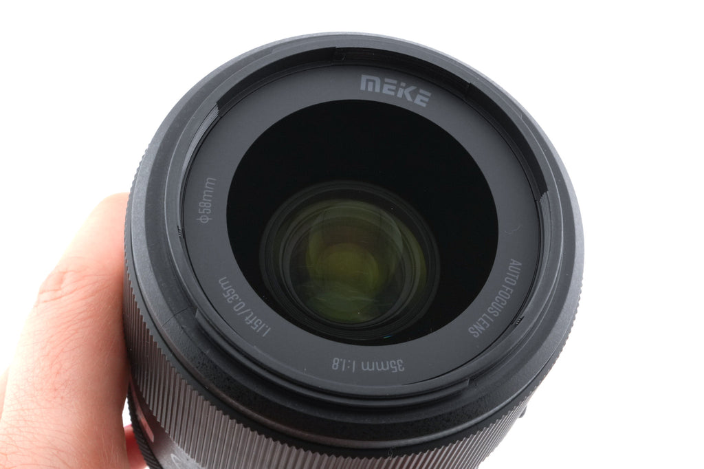 Meike 35mm f1.8 Pro AF