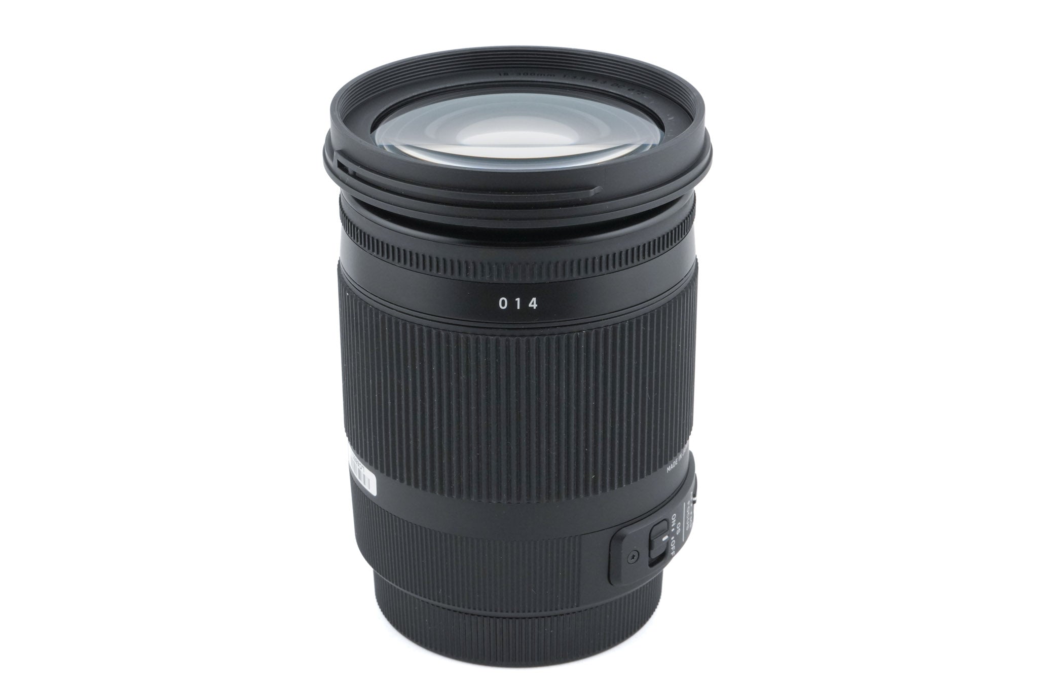Sigma 18-300mm f3.5-6.3 DC OS HSM Contemporary (014)
