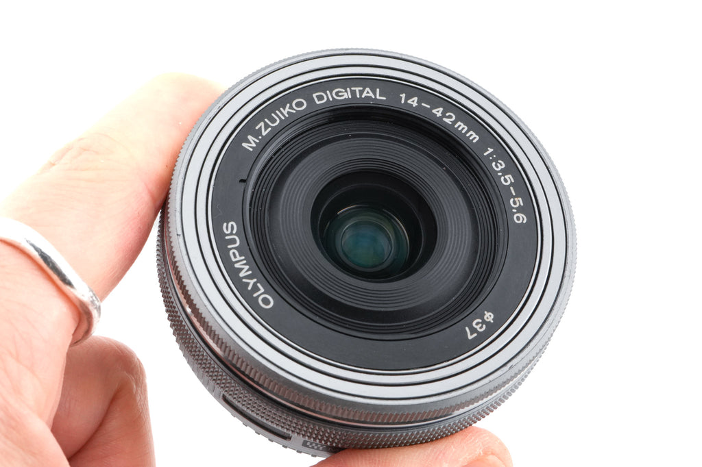 Olympus 14-42mm f3.5-5.6 M.Zuiko Digital EZ ED MSC