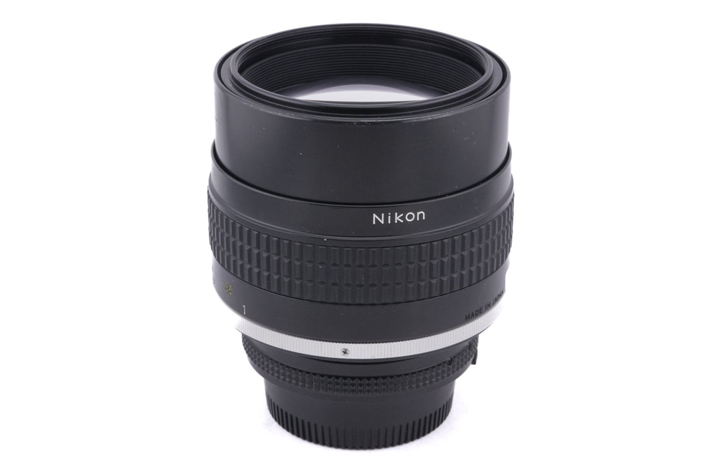 Nikon 105mm f1.8 Nikkor AI-S
