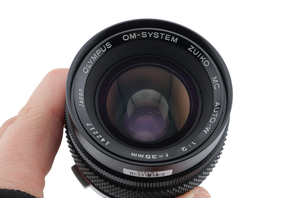 Olympus 35mm f2 Zuiko Auto-W MC