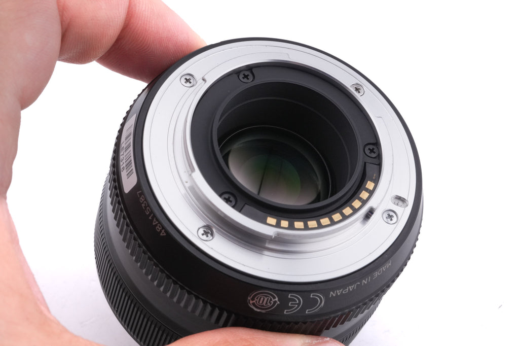 Fujifilm 35mm f1.4 Super EBC Fujinon Aspherical XF R + 35mm f1.4 Fujinon XF R Lens Hood