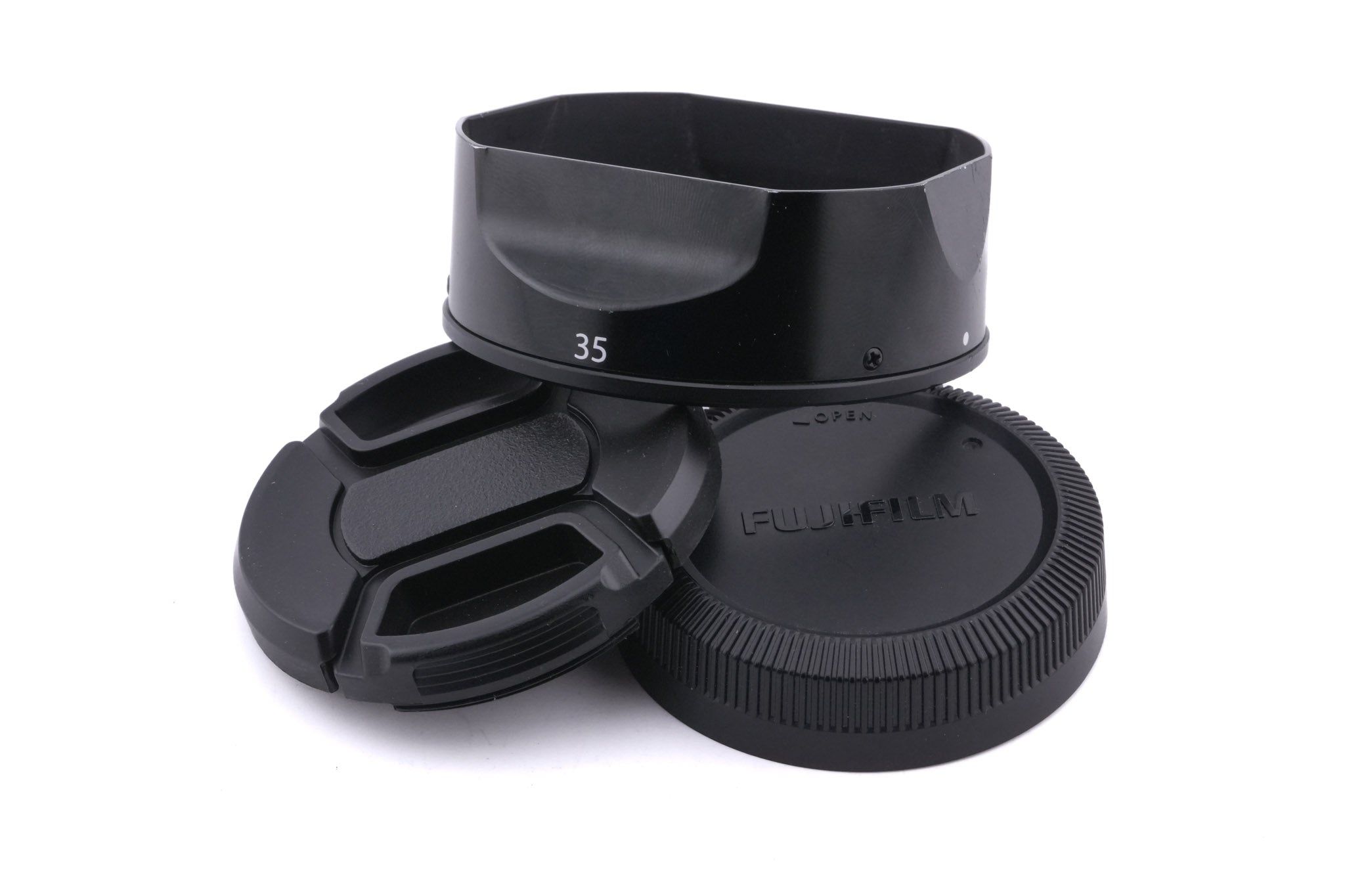 Fujifilm 35mm f1.4 Super EBC Fujinon Aspherical XF R + 35mm f1.4 Fujinon XF R Lens Hood