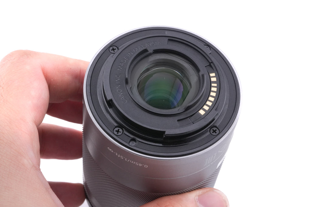 Canon 18-150mm f3.5-6.3 IS STM