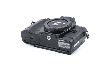 Olympus OM-D E-M10