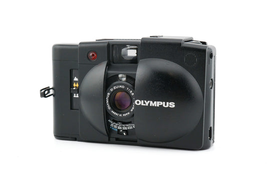 Olympus XA2 (Black) - Camera