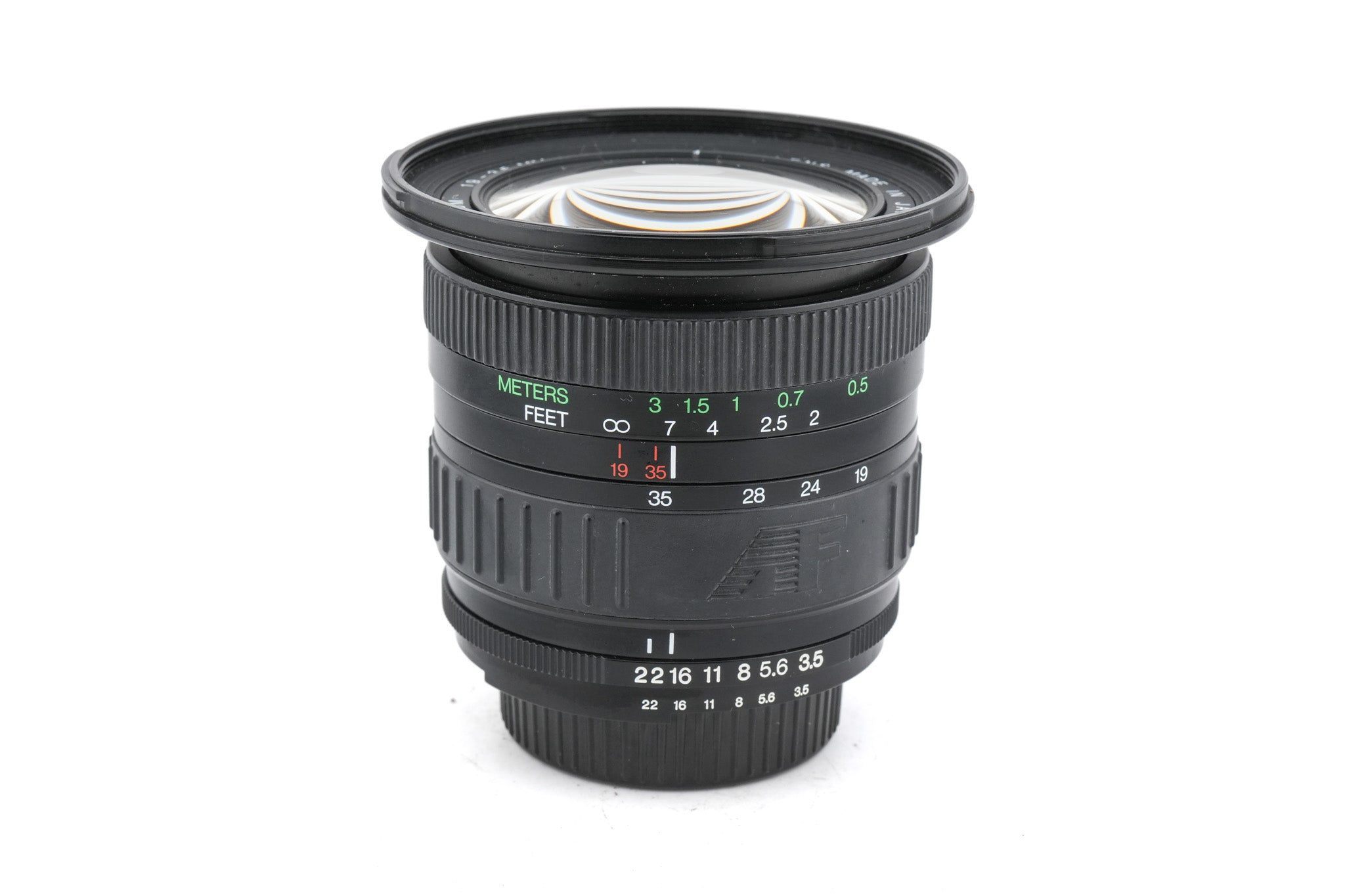 Soligor 19-35mm f3.5-4.5 AF Zoom MC - Lens