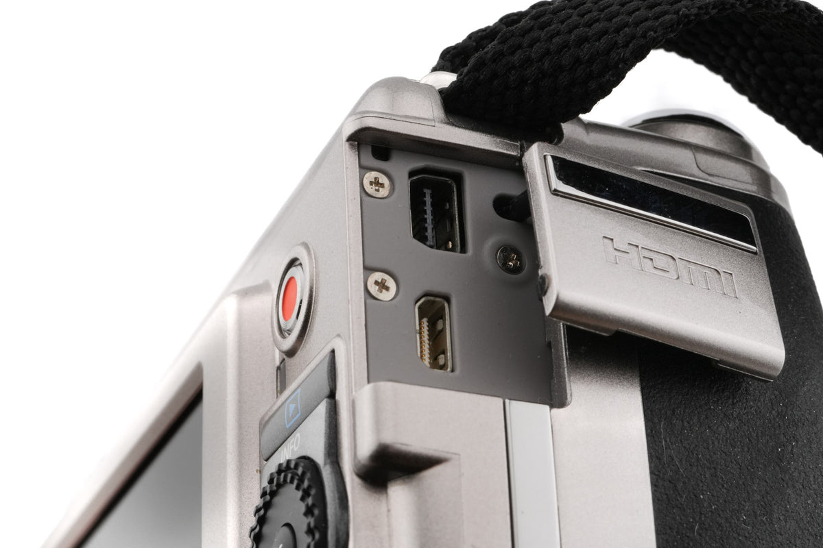 Olympus SP-800UZ